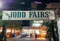 Khám phá thiên đường ẩm thực tại chợ đêm Jodd Fairs - Bangkok